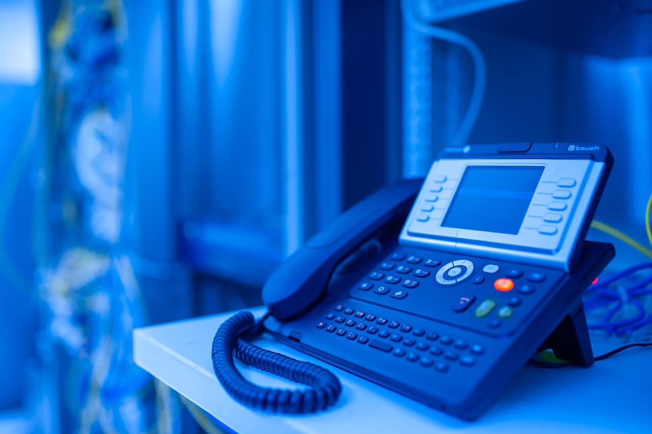 VoIP vs. Analog Phone Service